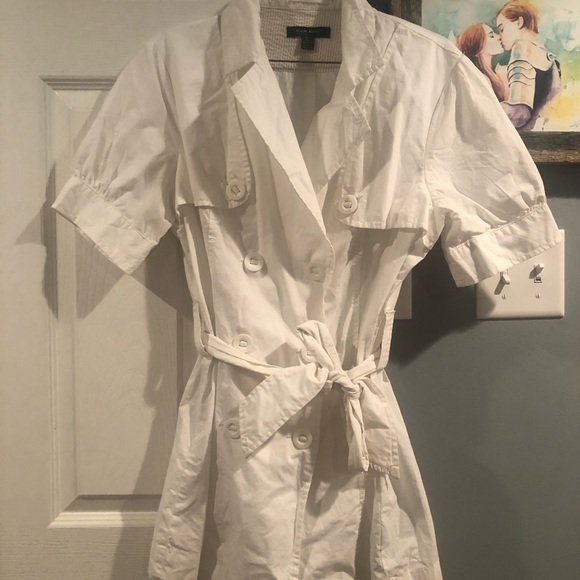 White short sleeve coat🥑🥑🥑 - Picture 4 of 8